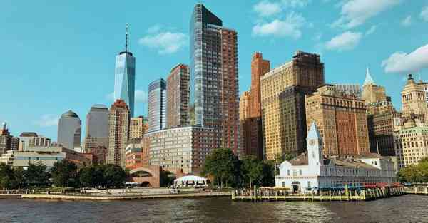 智能巡检机器人伸缩