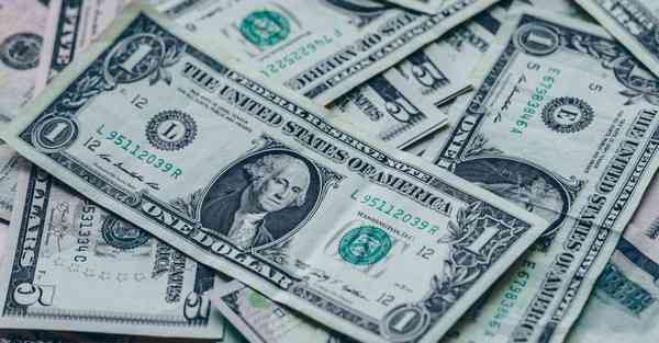 照顾小朋友智能机器人 智能机器人照顾老人