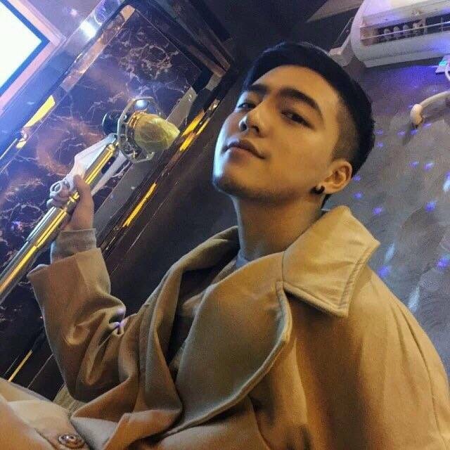 荣腾才娟
