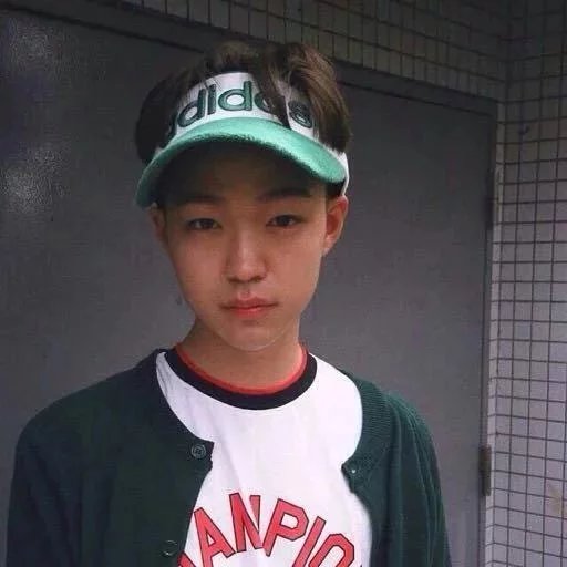 皮翠光烟