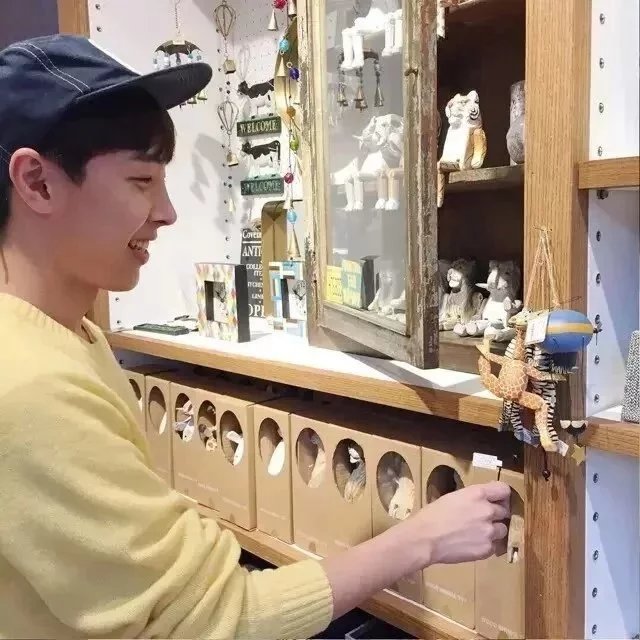 彭爱鸣言