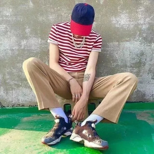 韦宽浩瑶